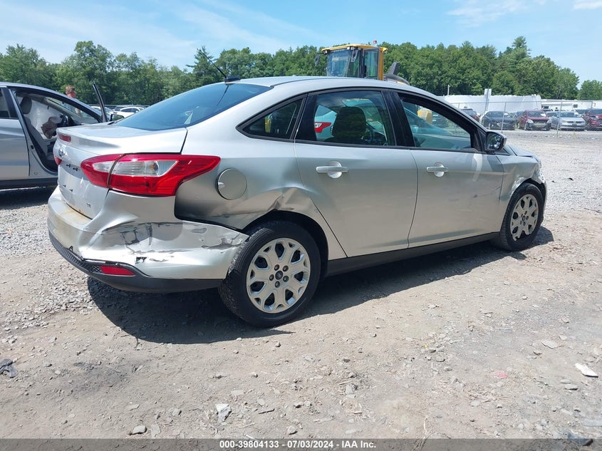 2012 Ford Focus Se VIN: 1FAHP3F21CL460706 Lot: 39804133