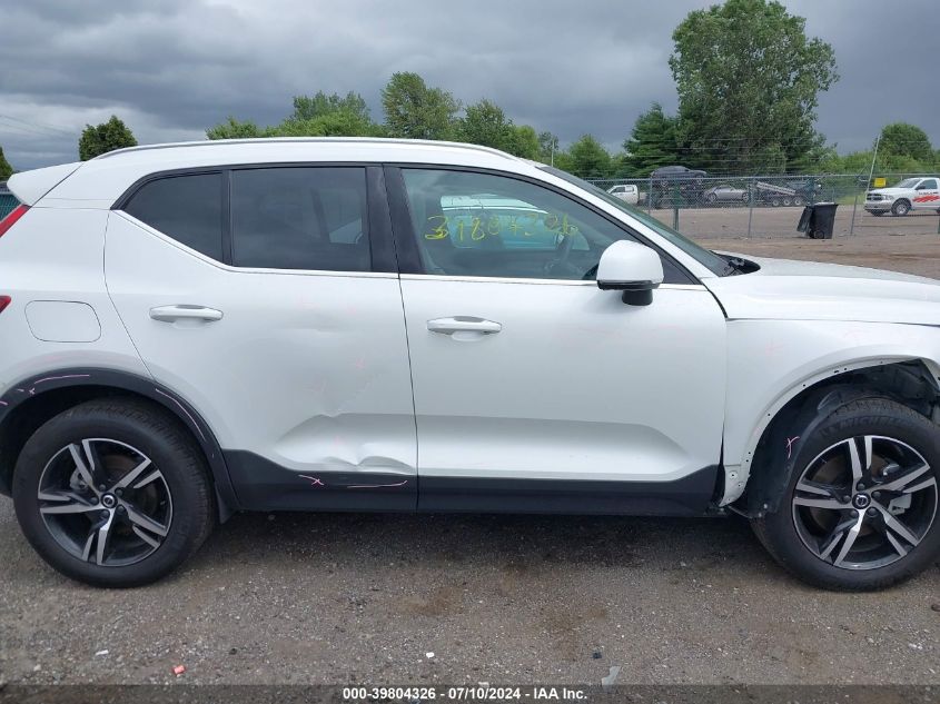 2023 Volvo Xc40 B5 Plus Bright Theme VIN: YV4L12UE9P2048023 Lot: 39804326