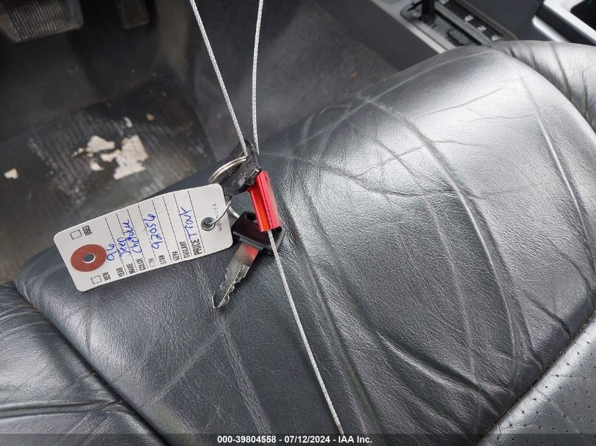 1996 Jeep Cherokee Country VIN: 1J4FJ78S0TL330014 Lot: 39804558