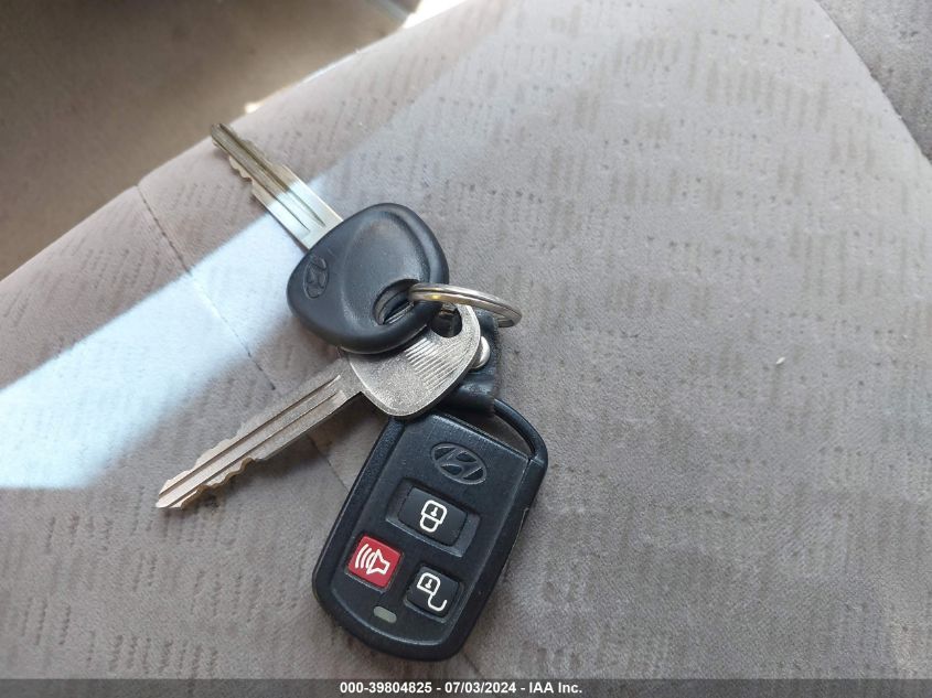 2005 Hyundai Elantra Gls/Gt VIN: KMHDN46D35U150104 Lot: 39804825