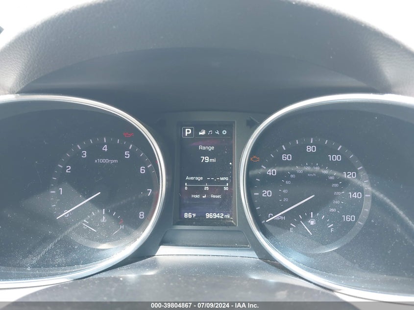 2017 Hyundai Santa Fe Se VIN: KM8SN4HF8HU184999 Lot: 39804867