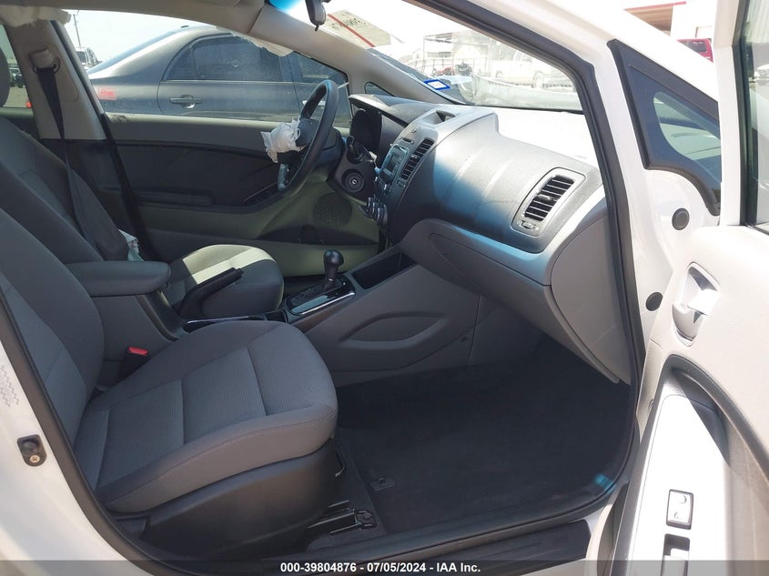 2017 KIA FORTE LX - 3KPFK4A76HE041923