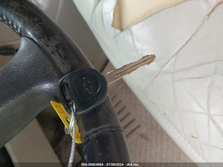 2003 Chevrolet Tahoe K1500 VIN: 1GNEK13Z53R165825 Lot: 39804984