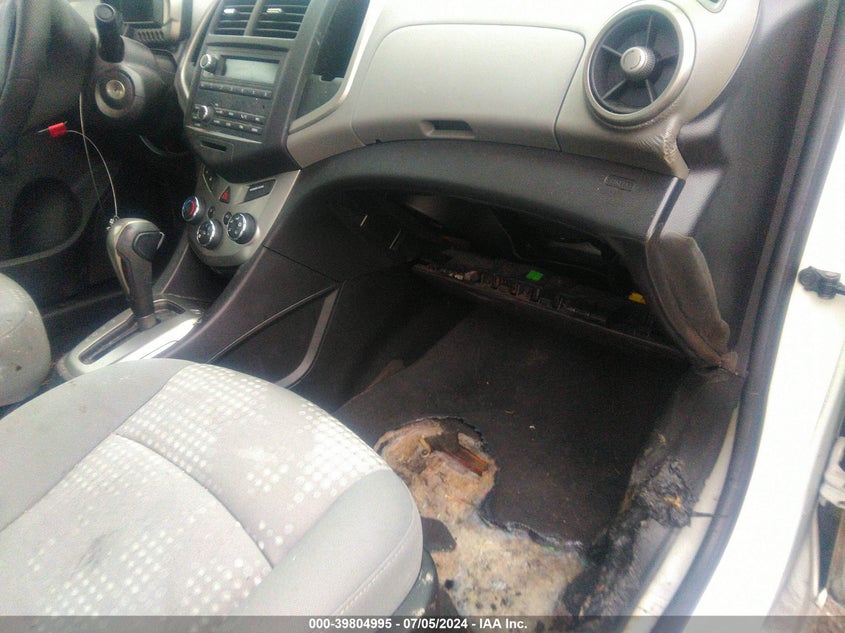 2016 Chevrolet Sonic Ls Auto VIN: 1G1JA5SH1G4183339 Lot: 39804995