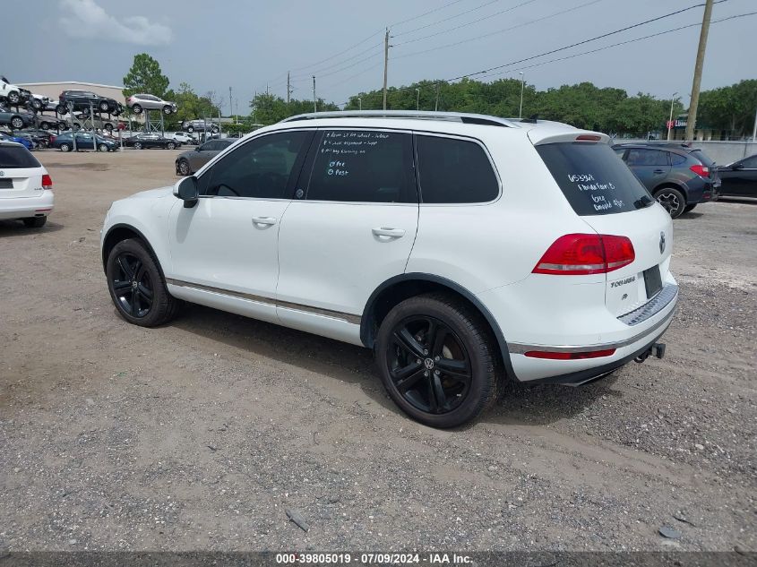 2017 Volkswagen Touareg V6 Wolfsburg Edition VIN: WVGRF7BP0HD006695 Lot: 39805019