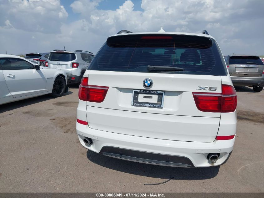 2011 BMW X5 xDrive35D VIN: 5UXZW0C55BL657535 Lot: 39805049
