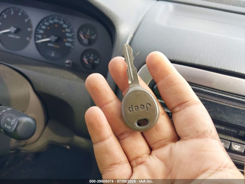 2002 Jeep Grand Cherokee Laredo VIN: 1J4GW48S12C107225 Lot: 39805074