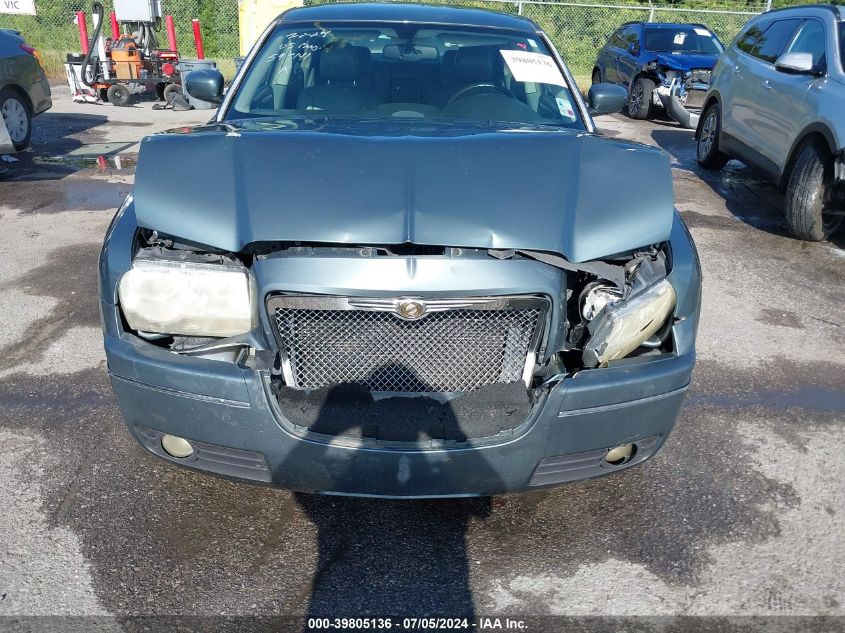 2005 Chrysler 300 Touring VIN: 2C3JA53GX5H597141 Lot: 39805136