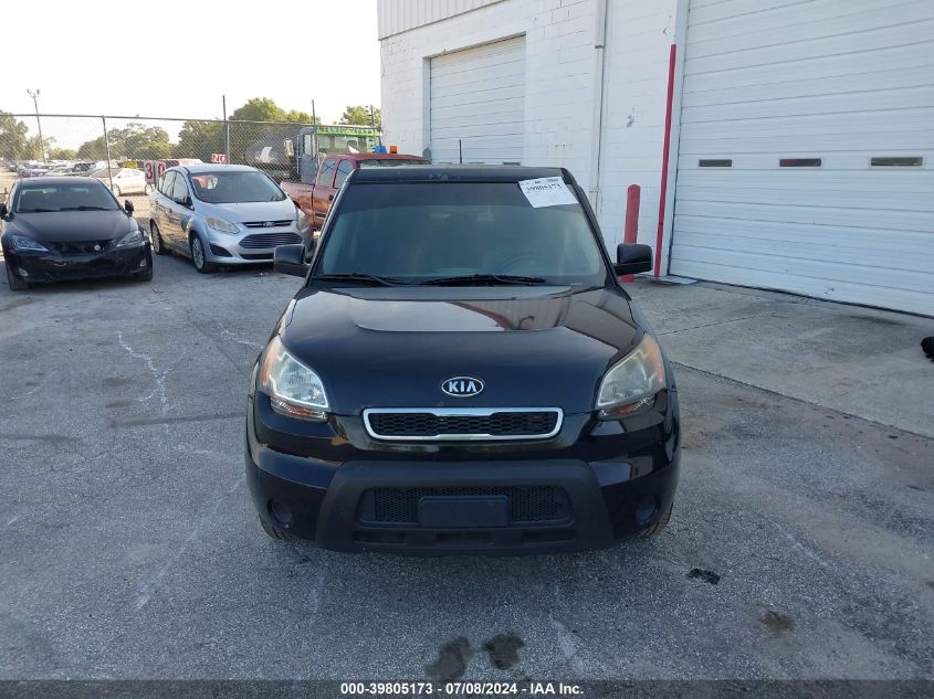 2011 Kia Soul + VIN: KNDJT2A27B7709963 Lot: 39805173