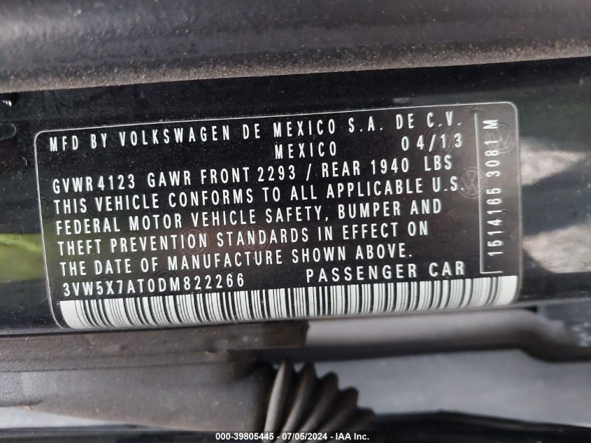 2013 Volkswagen Beetle 2.5L VIN: 3VW5X7AT0DM822266 Lot: 39805445