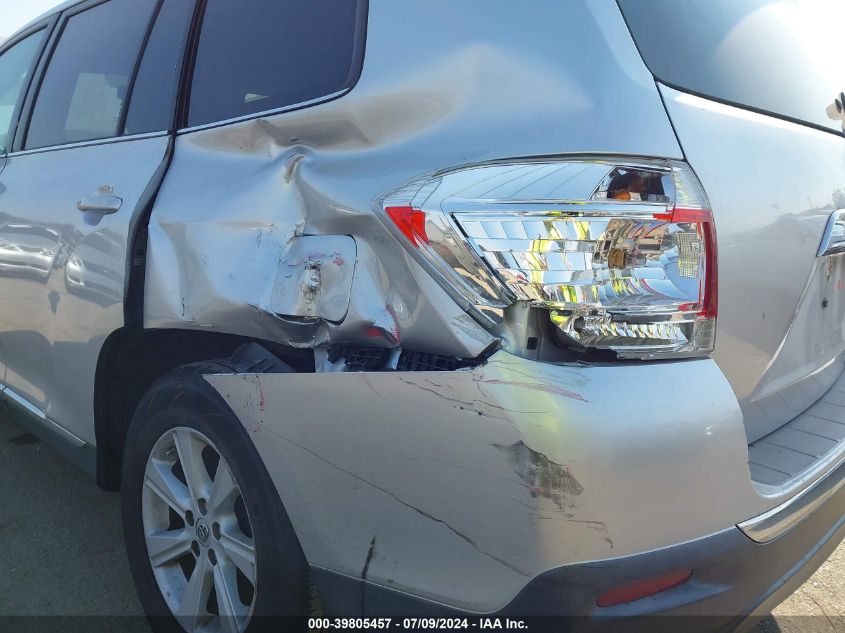 2013 Toyota Highlander Plus/Se VIN: 5TDZK3EH0DS132650 Lot: 39805457