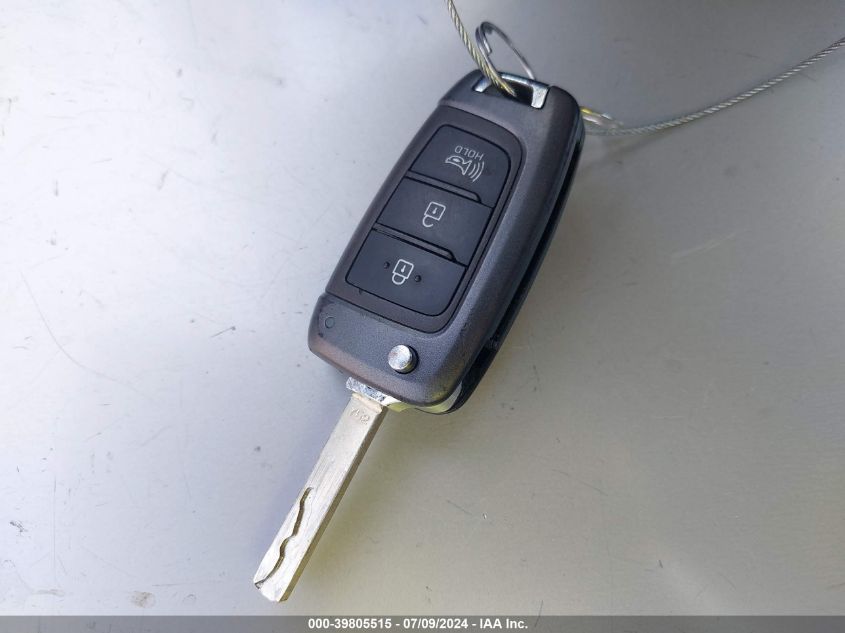 2020 Hyundai Santa Fe Se VIN: 5NMS23AD2LH219195 Lot: 39805515