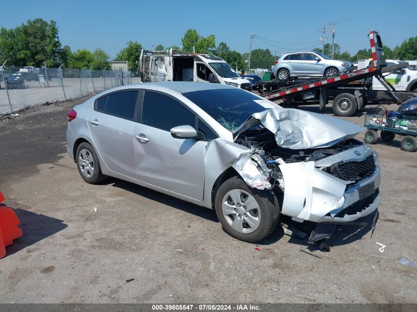 3KPFK4A78JE248268 2018 KIA FORTE - Image 1