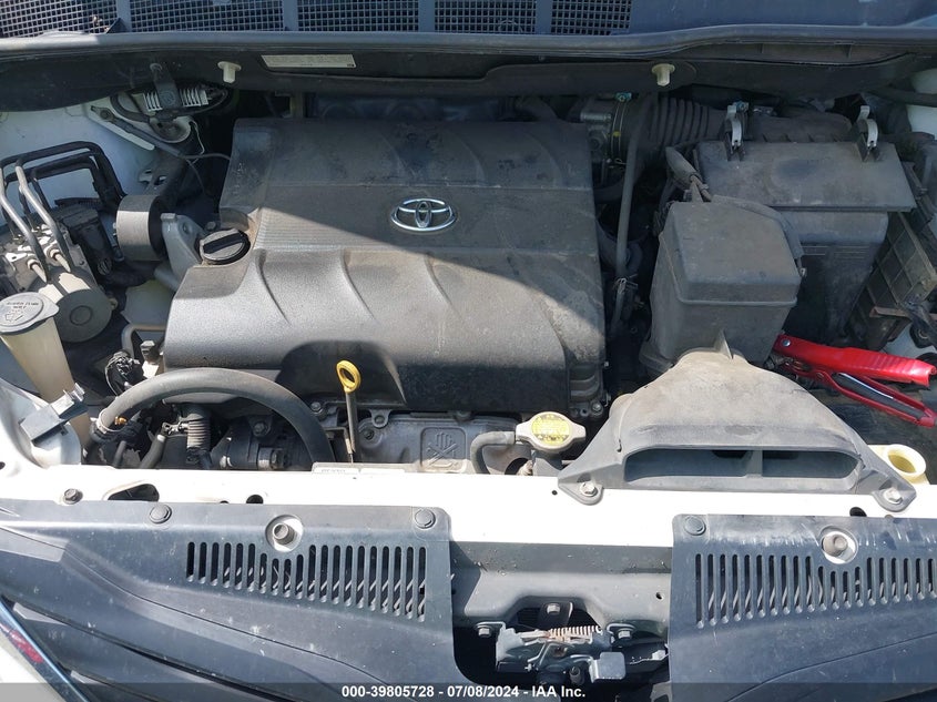 2011 Toyota Sienna Le V6 VIN: 5TDKK3DC5BS090271 Lot: 39805728