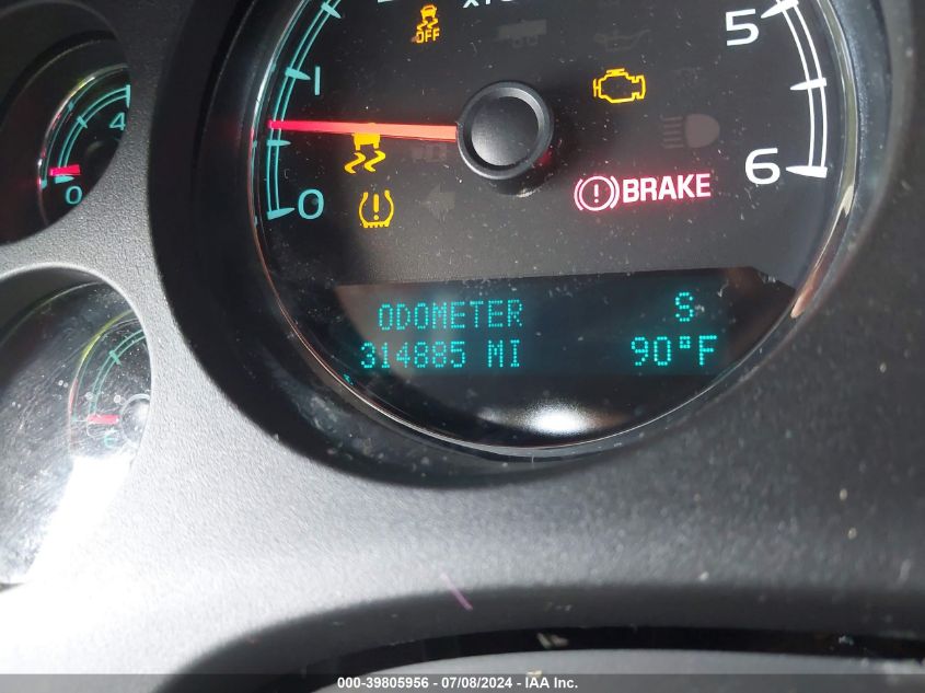 2013 Chevrolet Suburban 1500 Lt VIN: 1GNSCJE07DR282094 Lot: 39805956