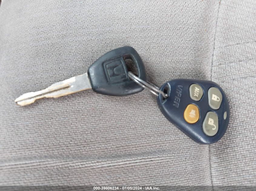 2000 Honda Accord 2.3 Lx VIN: 1HGCG5643YA141832 Lot: 39806234