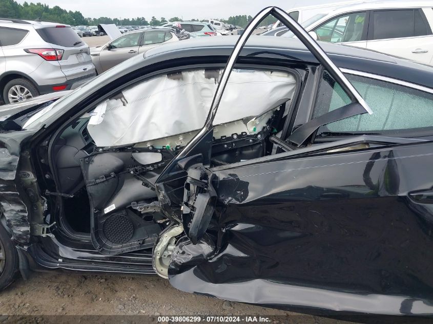 2019 Honda Civic Sport VIN: 2HGFC4B82KH300358 Lot: 39806299