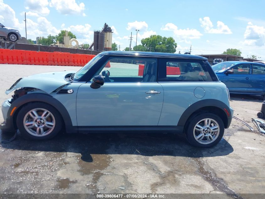 2013 Mini Hardtop Cooper VIN: WMWSU3C52DT547620 Lot: 39806477