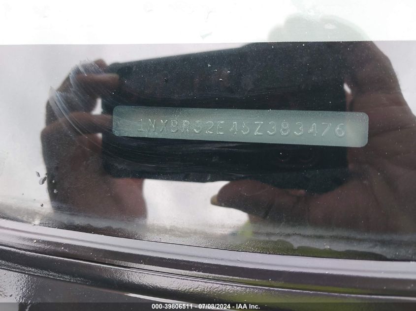 2005 Toyota Corolla Ce/Le/S VIN: 1NXBR32E45Z383476 Lot: 39806511