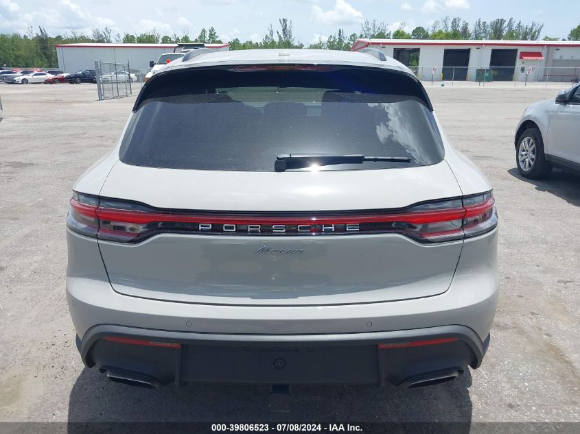 2024 Porsche Macan T VIN: WP1AA2A52RLB03583 Lot: 39806523