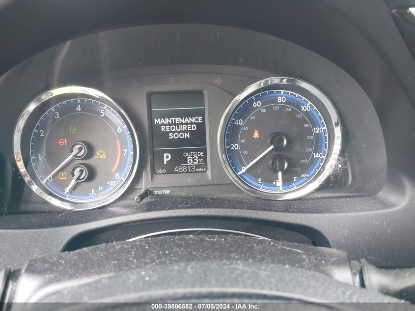 VIN 2T1BURHE4JC012242 2018 TOYOTA COROLLA LE
