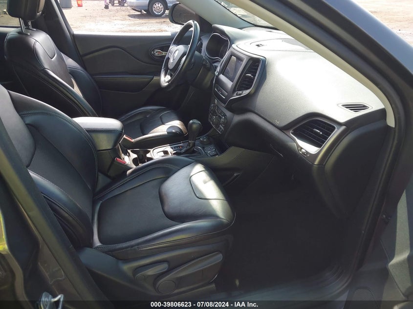 VIN 1C4PJMLB2KD258855 2019 JEEP CHEROKEE