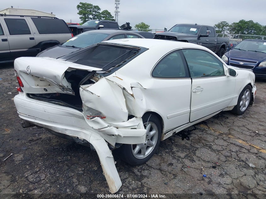 2002 Mercedes-Benz Clk 320 VIN: WDBLJ65GX2T120231 Lot: 39806674