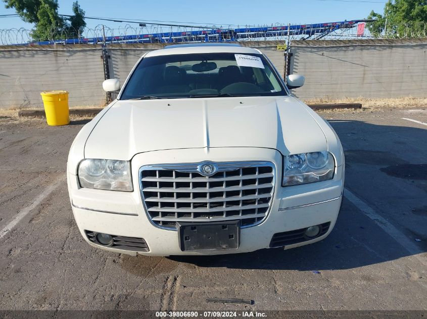 2005 Chrysler 300 Touring VIN: 2C3AA53G85H592391 Lot: 39806690