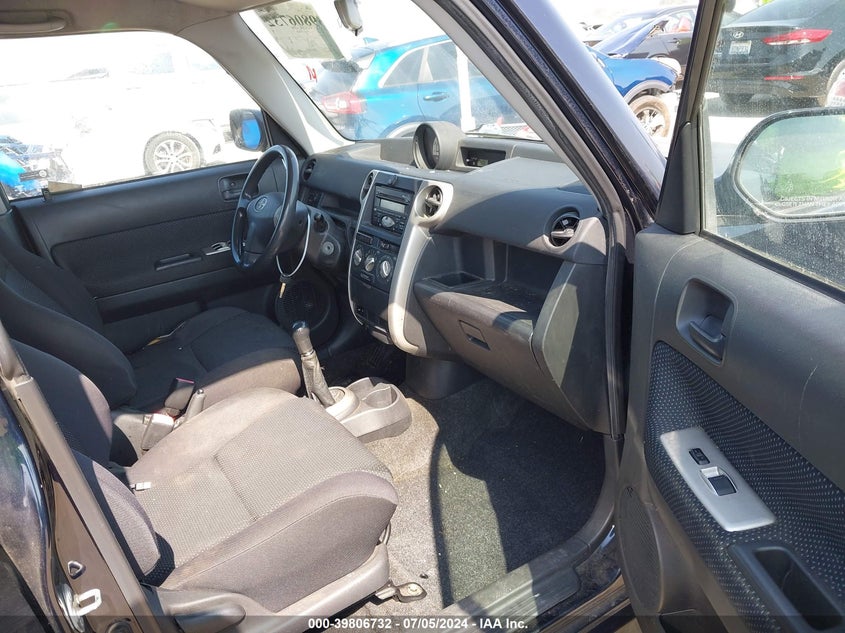 2005 Scion Xb VIN: JTLKT334554001164 Lot: 39806732