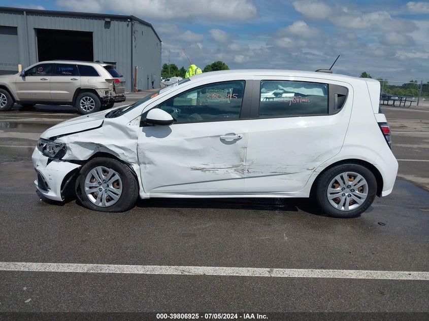 2017 Chevrolet Sonic Lt Auto VIN: 1G1JG6SH9H4177861 Lot: 39806925