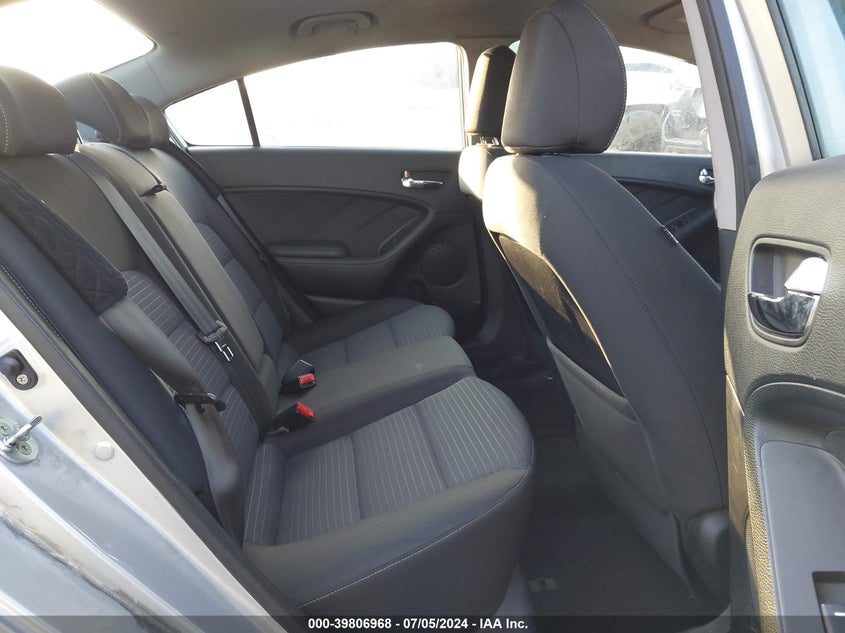 2016 KIA FORTE LX - KNAFX4A67G5544067