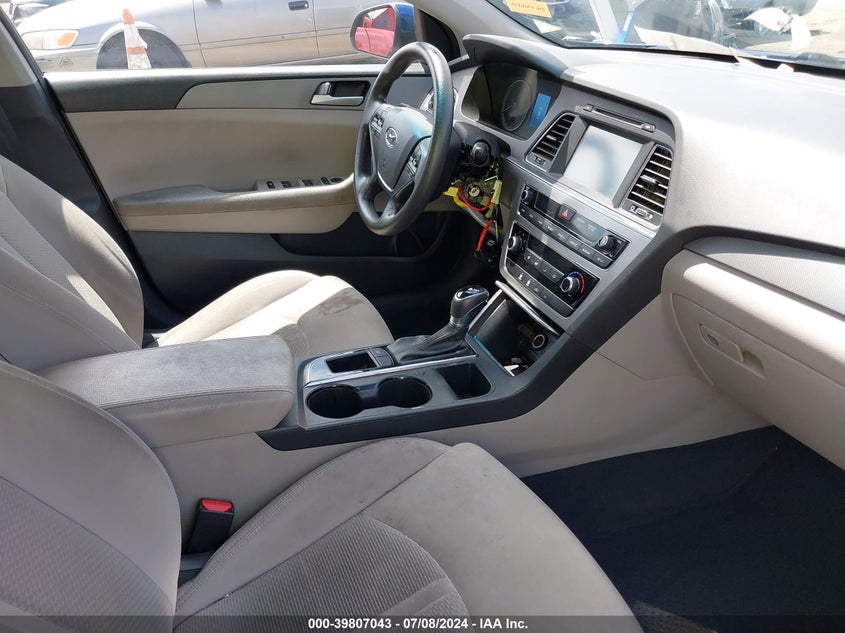 VIN 5NPE24AF2HH540331 2017 HYUNDAI SONATA SE