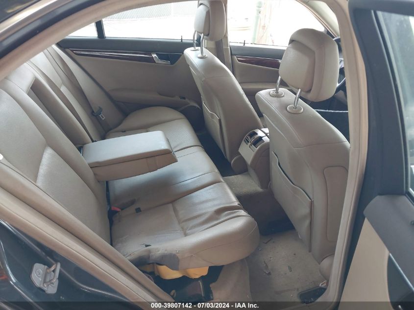 2010 Mercedes-Benz C 300 Luxury 4Matic/Sport 4Matic VIN: WDDGF8BB3AR126706 Lot: 39807142