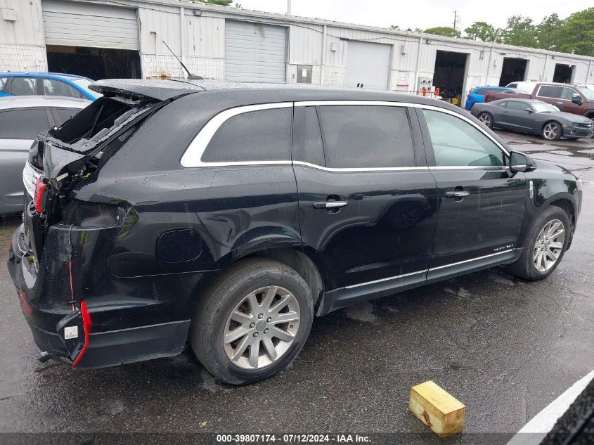 2016 Lincoln Mkt VIN: 2LMHJ5NK4GBL00057 Lot: 39807174