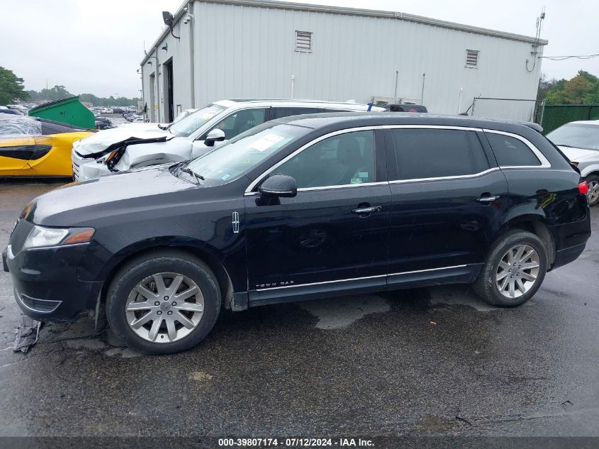 2016 Lincoln Mkt VIN: 2LMHJ5NK4GBL00057 Lot: 39807174