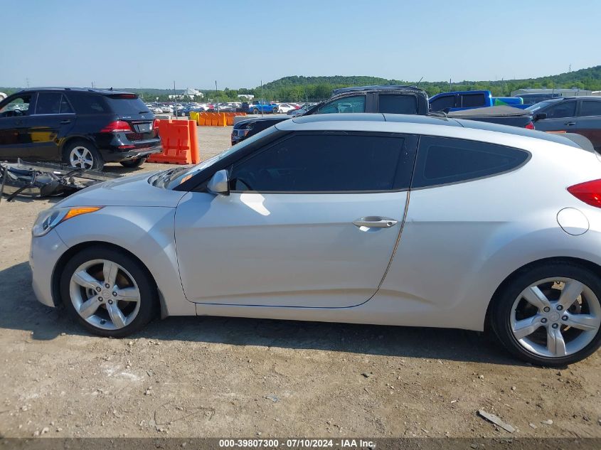 2014 Hyundai Veloster Base W/Black VIN: KMHTC6AD6EU214768 Lot: 39807300