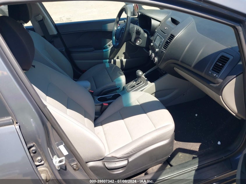 2016 KIA FORTE LX - KNAFX4A69G5598339