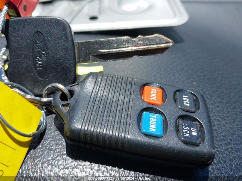 1996 Ford Mustang Gt VIN: 1FALP45X2TF187092 Lot: 39807352