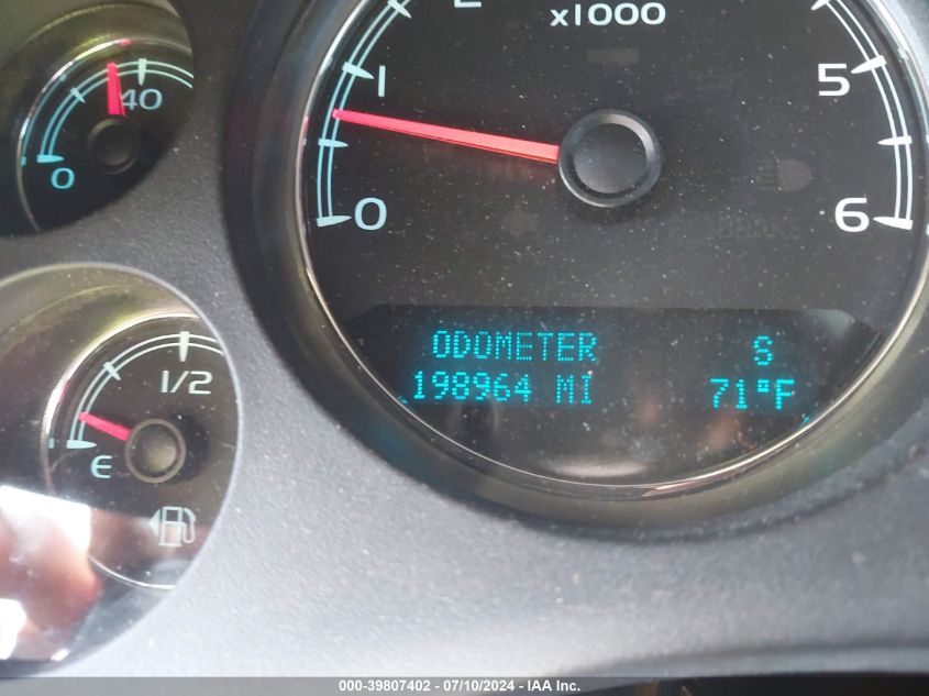 2012 Chevrolet Suburban 1500 Lt VIN: 1GNSKJE76CR147705 Lot: 39807402