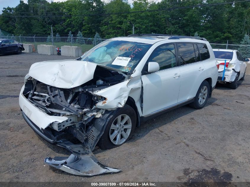 5TDBK3EH8CS158798 2012 Toyota Highlander Se V6