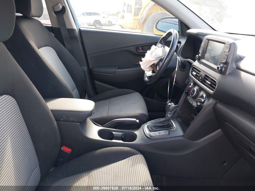 2018 HYUNDAI KONA SEL - KM8K22AA1JU096474