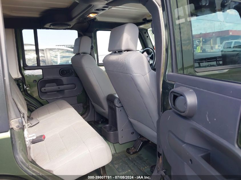 2007 Jeep Wrangler Unlimited Sahara VIN: 1J8GA59137L149640 Lot: 39807781