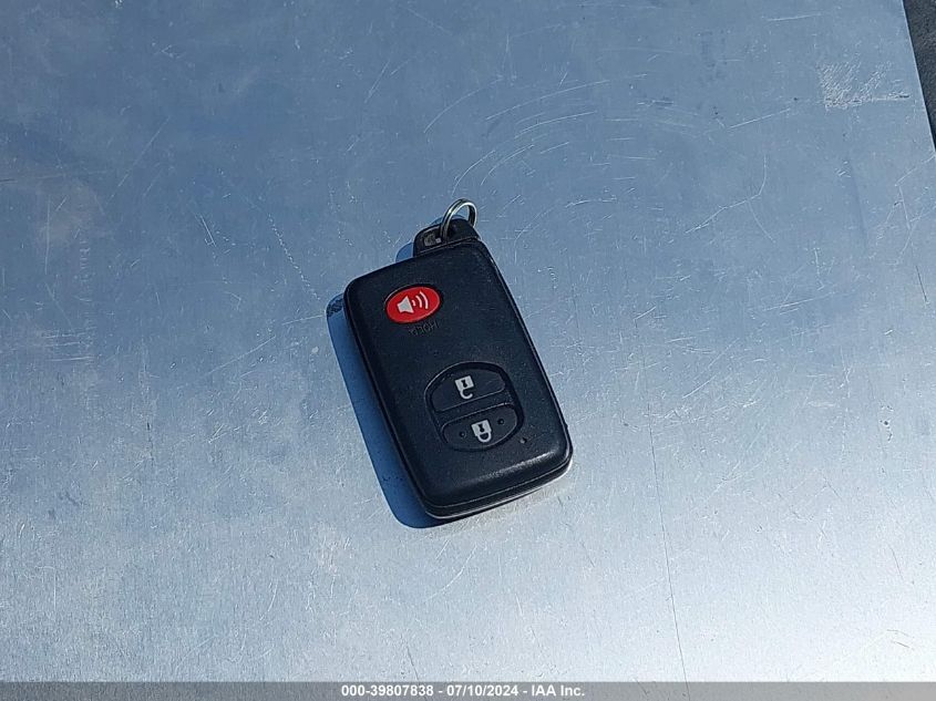 2014 Toyota Prius Three VIN: JTDKN3DU7E1776345 Lot: 39807838