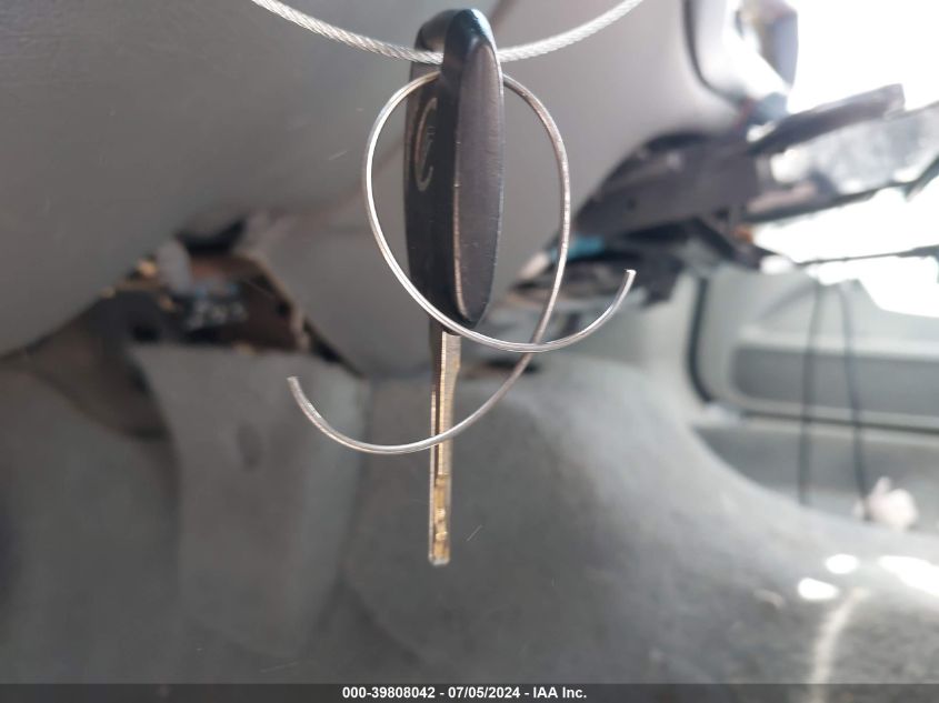 2004 Mercury Grand Marquis Ls VIN: 2MEFM75W74X660496 Lot: 39808042