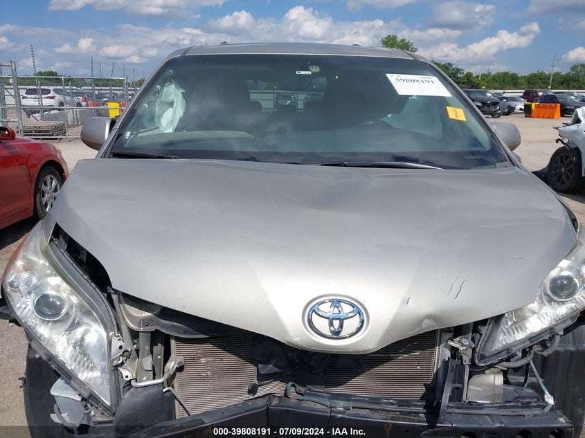 2015 Toyota Sienna Xle 8 Passenger VIN: 5TDYK3DC4FS530383 Lot: 39808191