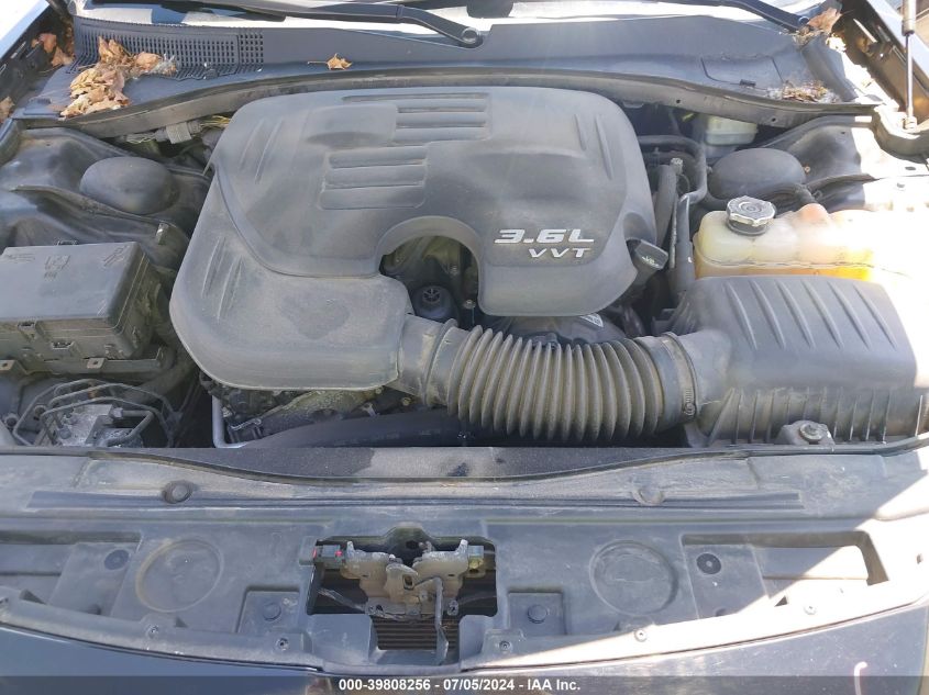 2015 Chrysler 300 Limited VIN: 2C3CCARG6FH757035 Lot: 39808256