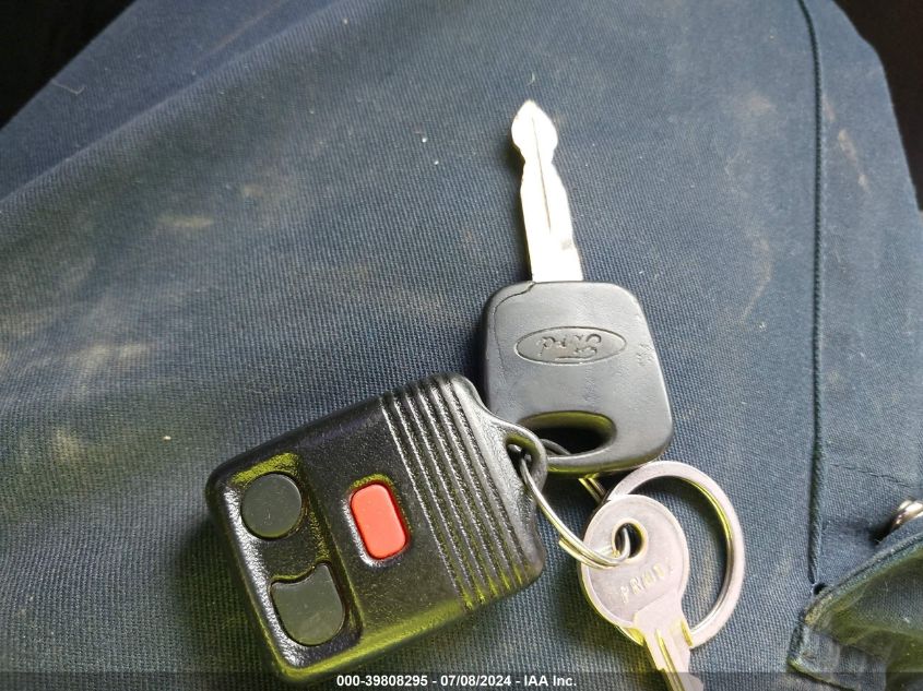 2002 Ford F-150 Lariat/Xl/Xlt VIN: 1FTRX17W62NB10009 Lot: 39808295