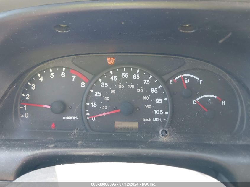 2000 Chevrolet Tracker Hard Top VIN: 2CNBJ13C7Y6922068 Lot: 39808396