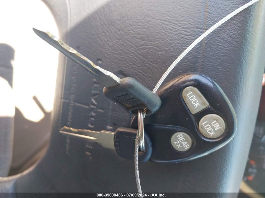 1998 Chevrolet Astro VIN: 1GNDM19W3WB146206 Lot: 39808486