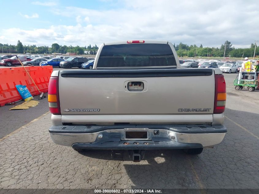 2000 Chevrolet Silverado 1500 Ls/Lt VIN: 1GCEK19T1YE411442 Lot: 39808602